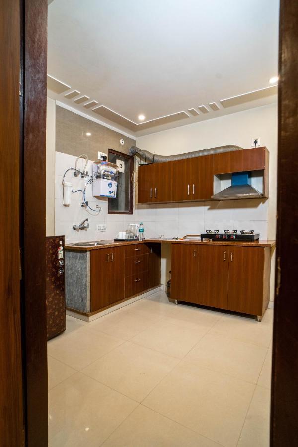 The Lodgers 2 Bhk Serviced Apartment Infront Of Artemis Hospital Gurgaon Zewnętrze zdjęcie