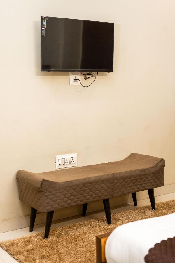 The Lodgers 2 Bhk Serviced Apartment Infront Of Artemis Hospital Gurgaon Zewnętrze zdjęcie