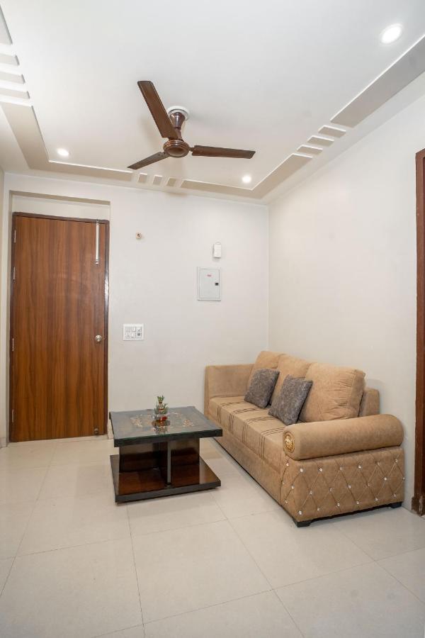 The Lodgers 2 Bhk Serviced Apartment Infront Of Artemis Hospital Gurgaon Zewnętrze zdjęcie